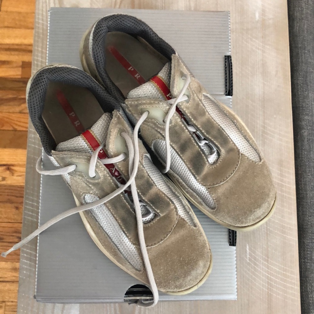 Prada Sneakers size 38 beige suede.